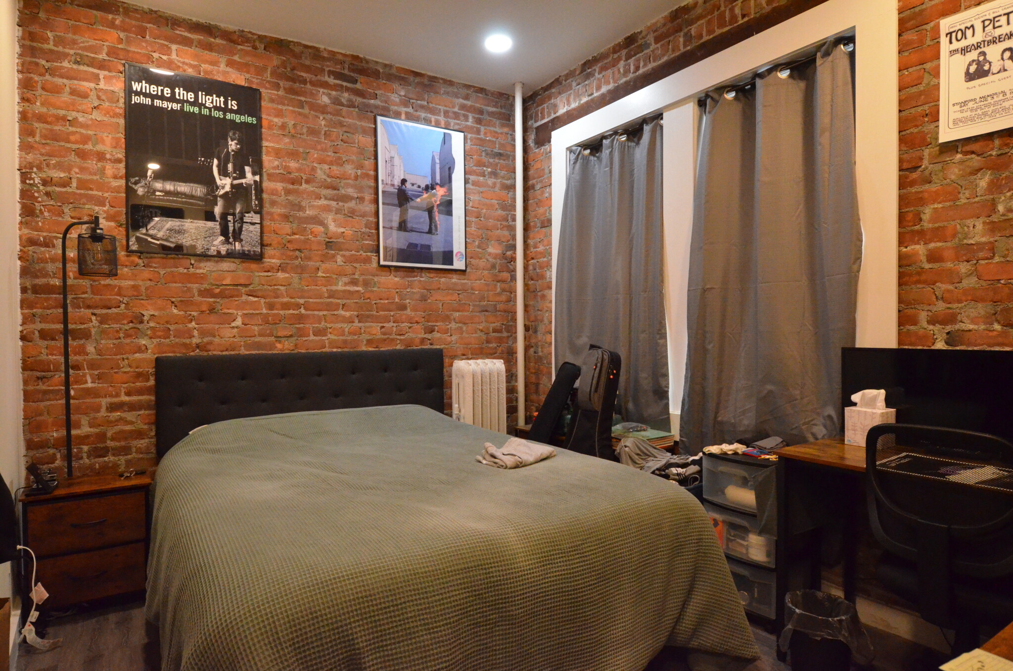 Rental image