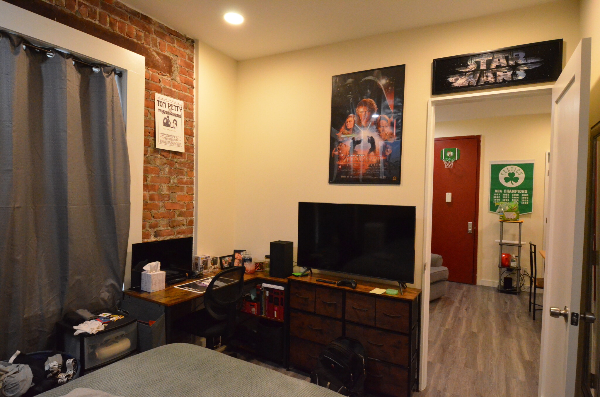 Rental image