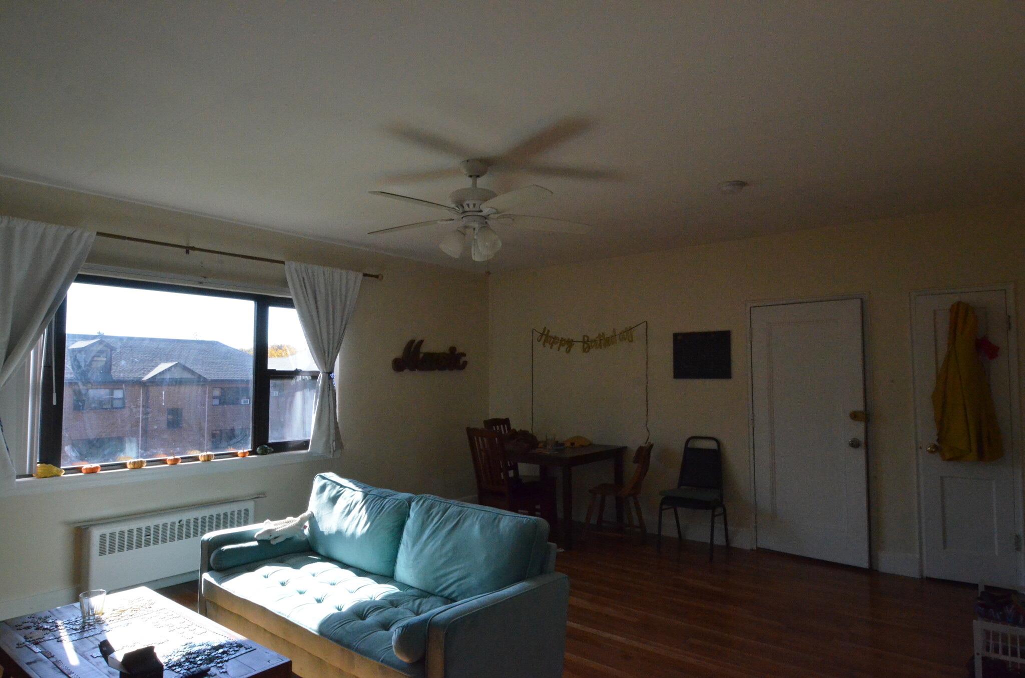 Rental image