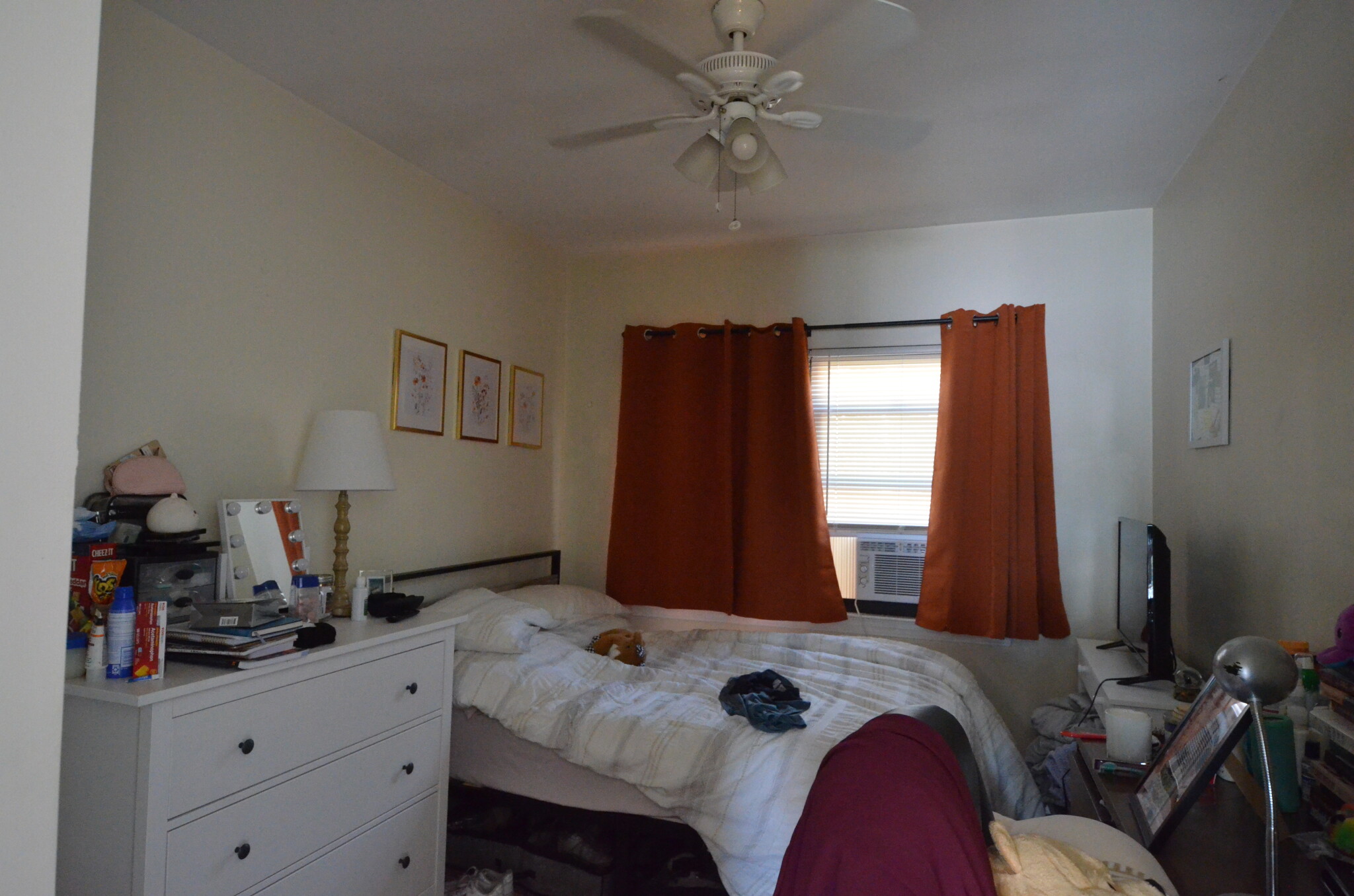 Rental image