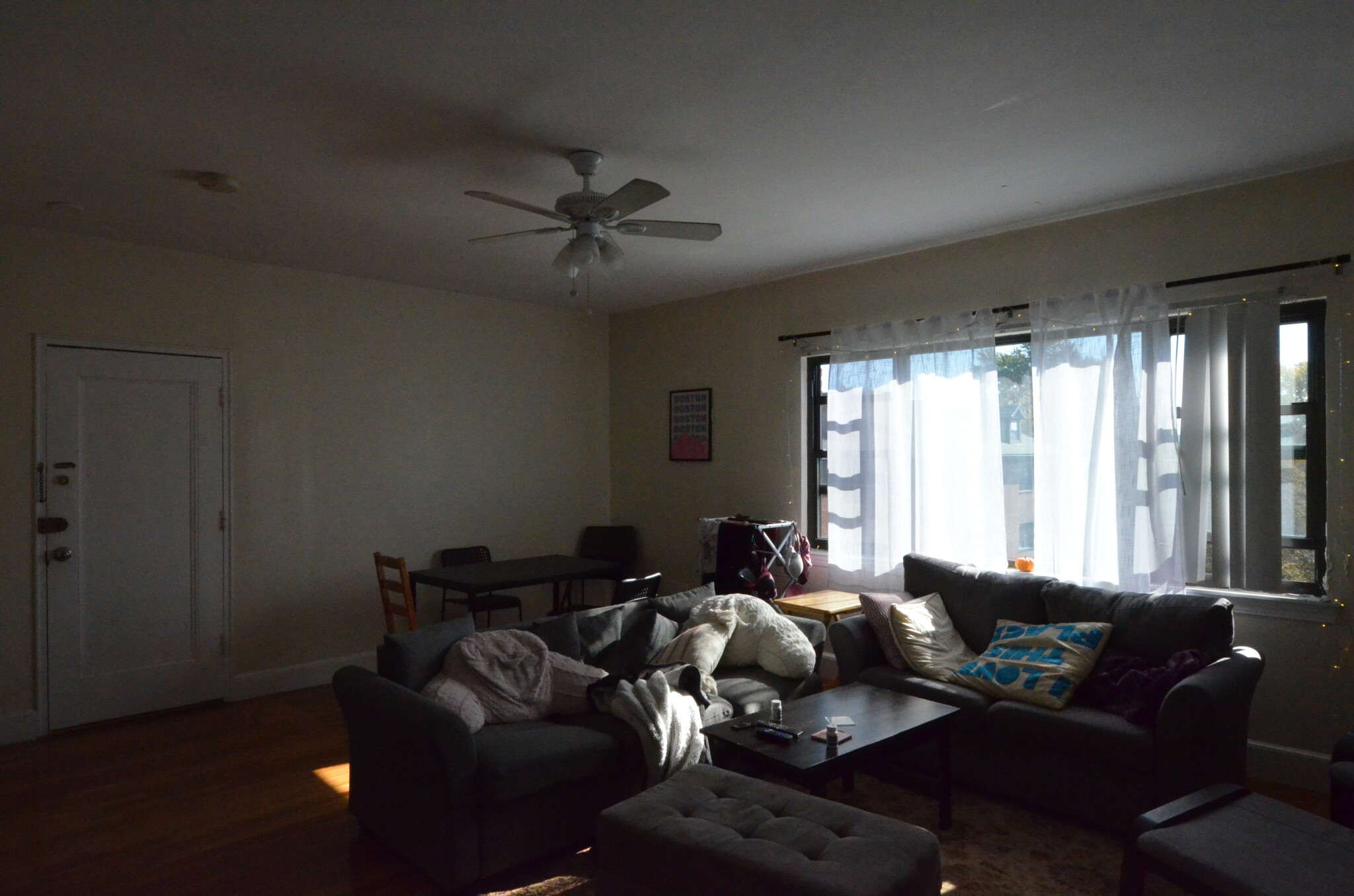 Rental image