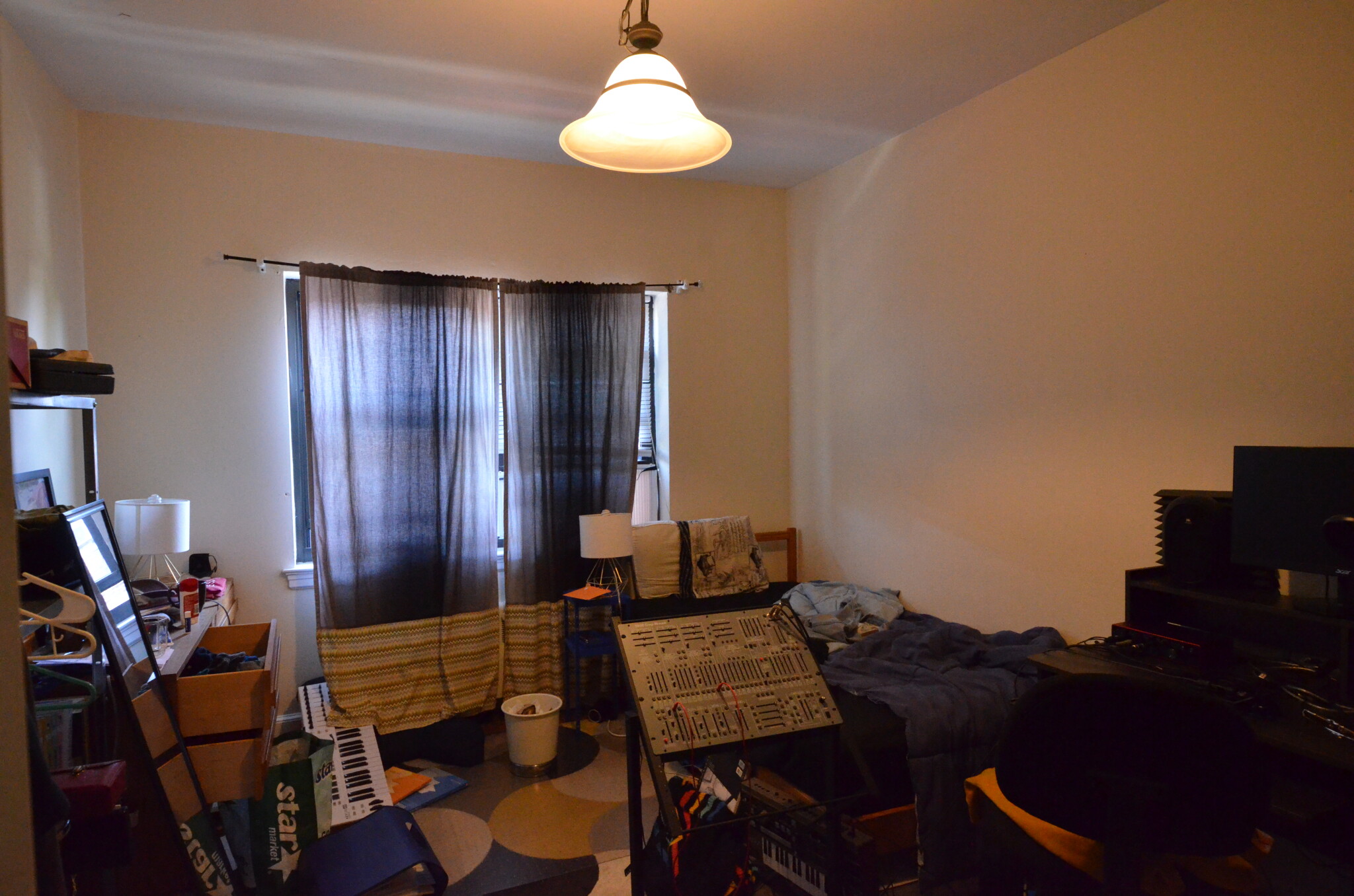 Rental image