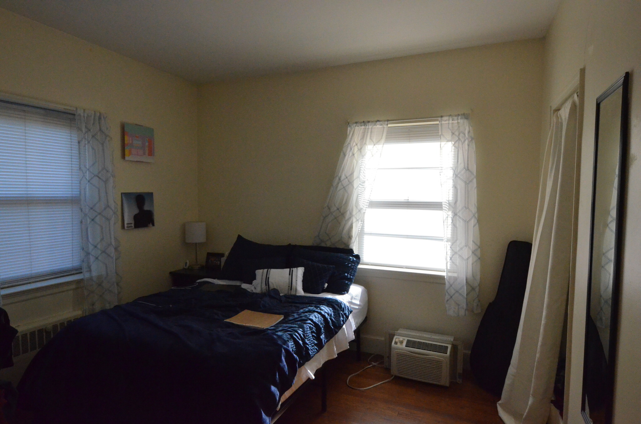 Rental image