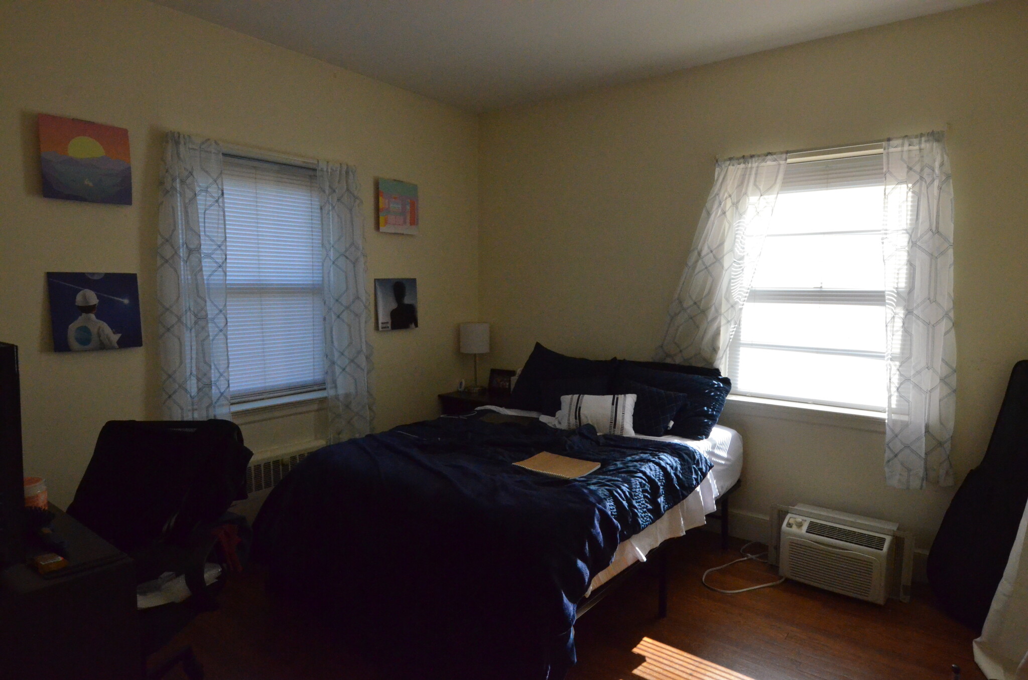 Rental image