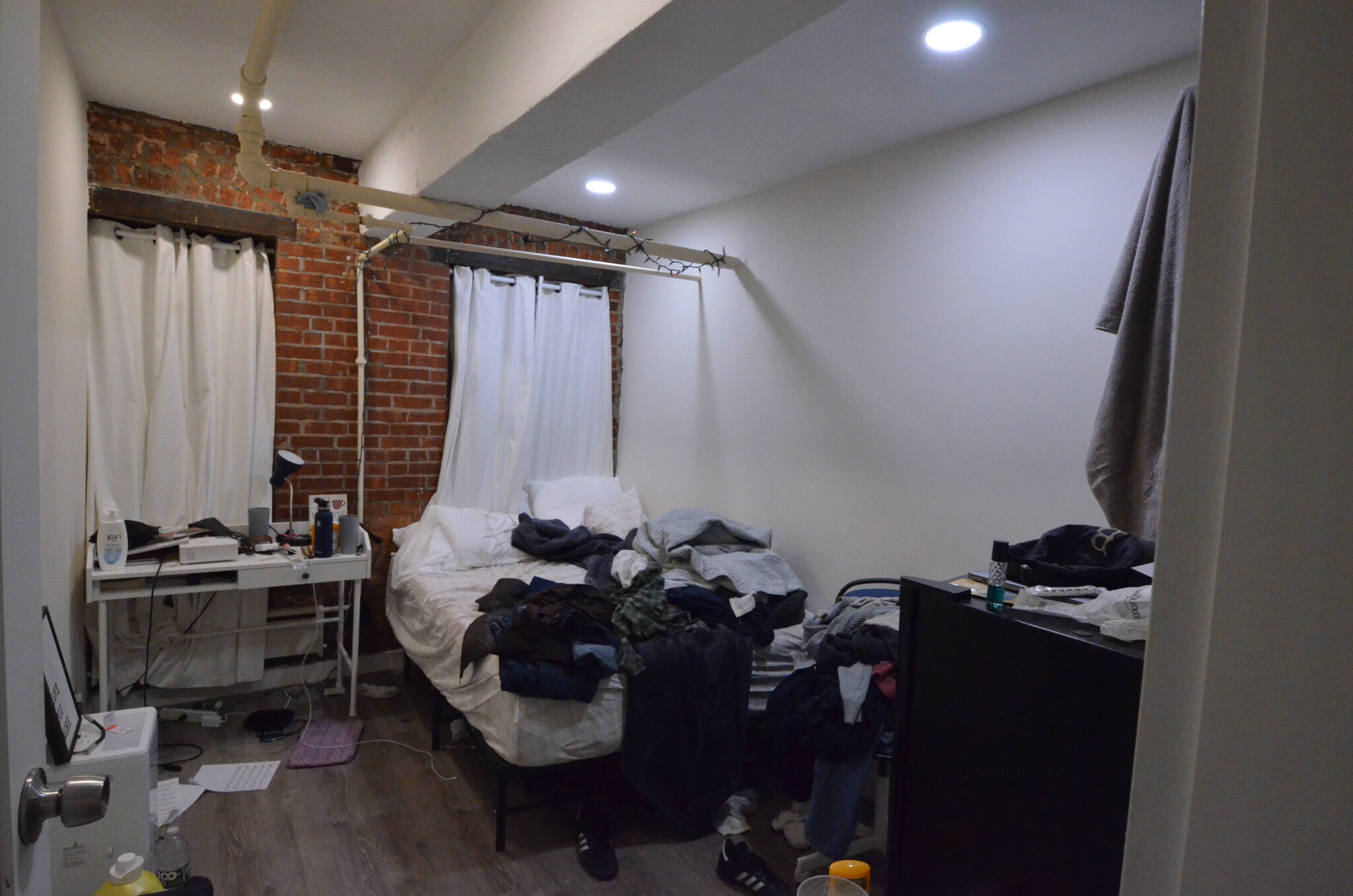 Rental image