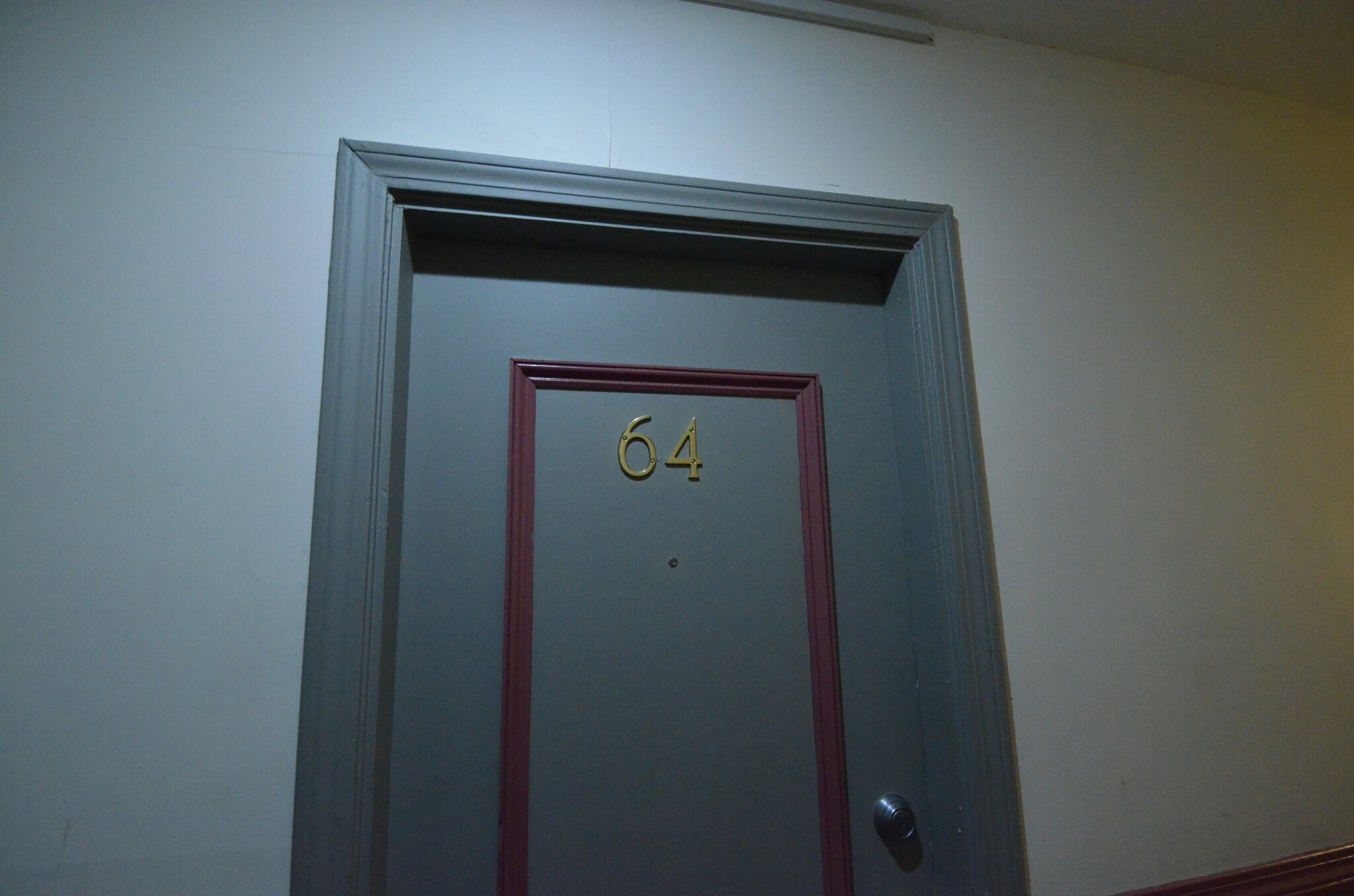 Listing featured image