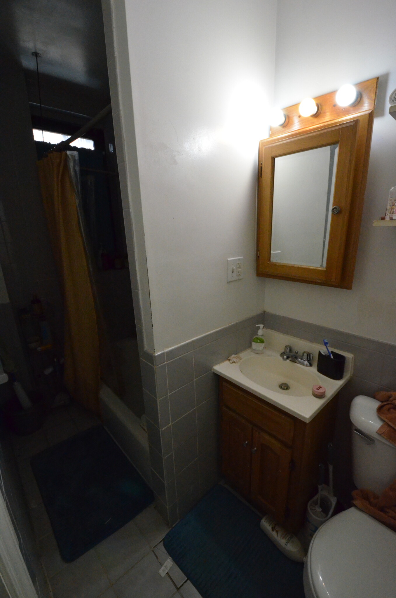 Rental image