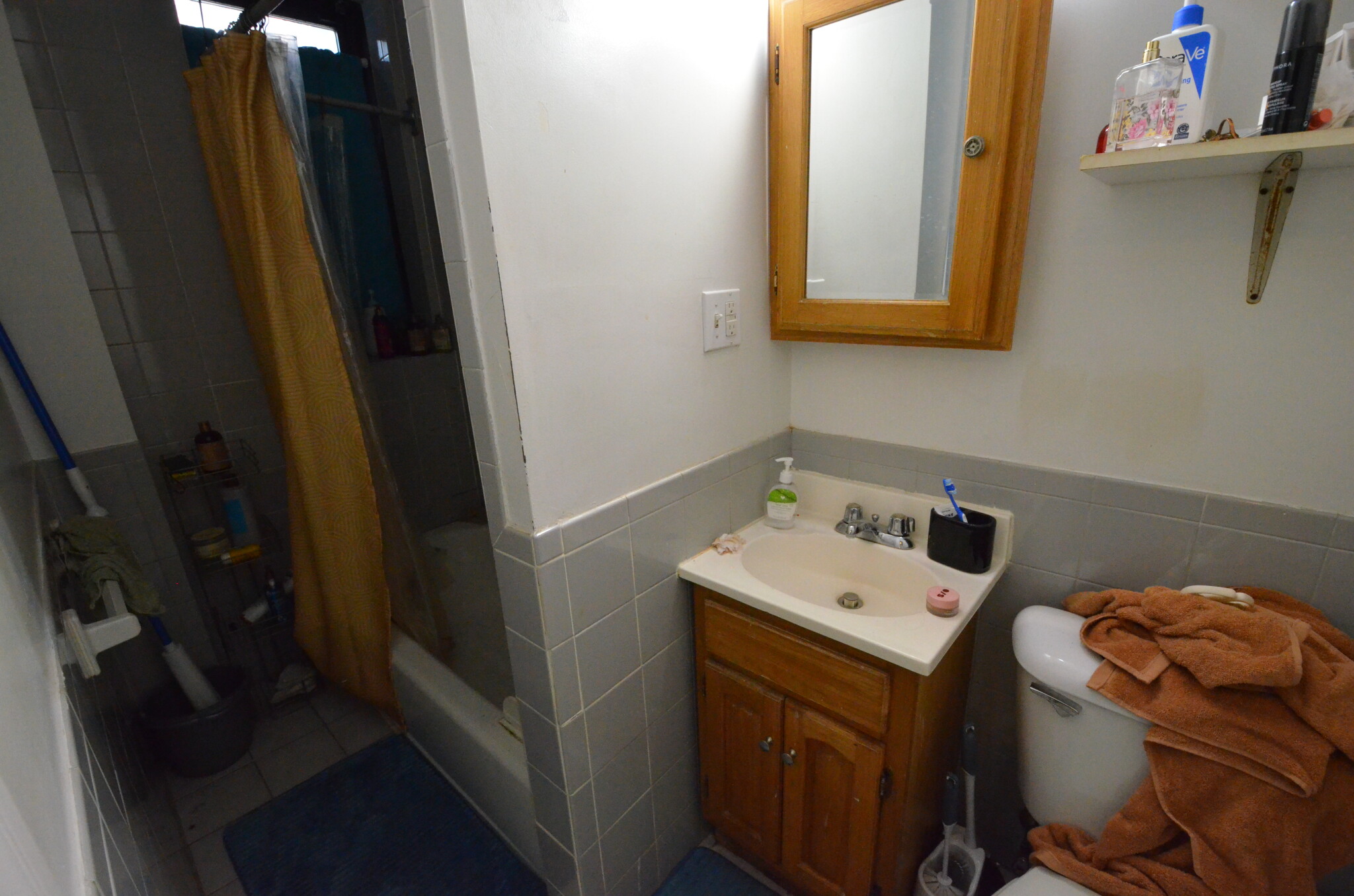 Rental image