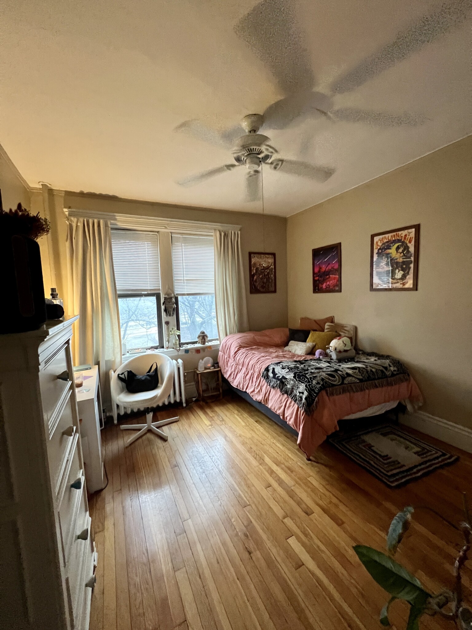 Rental image