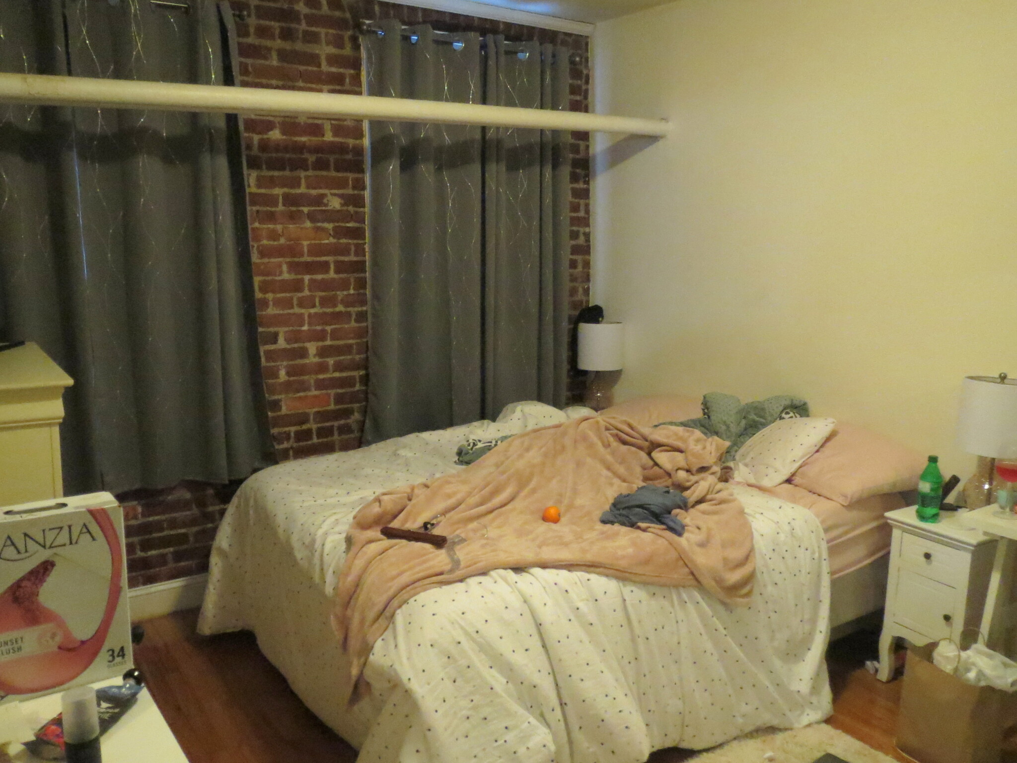 Rental image