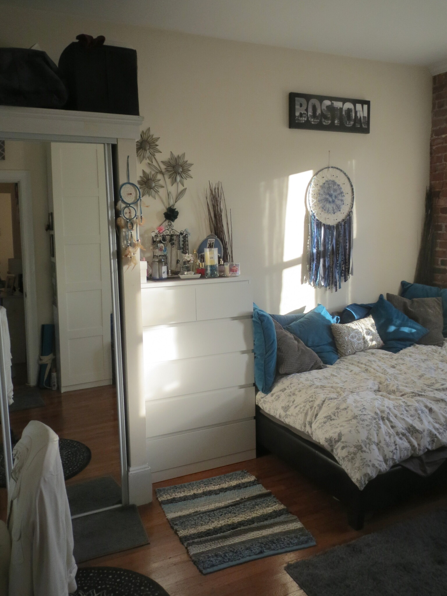 Rental image