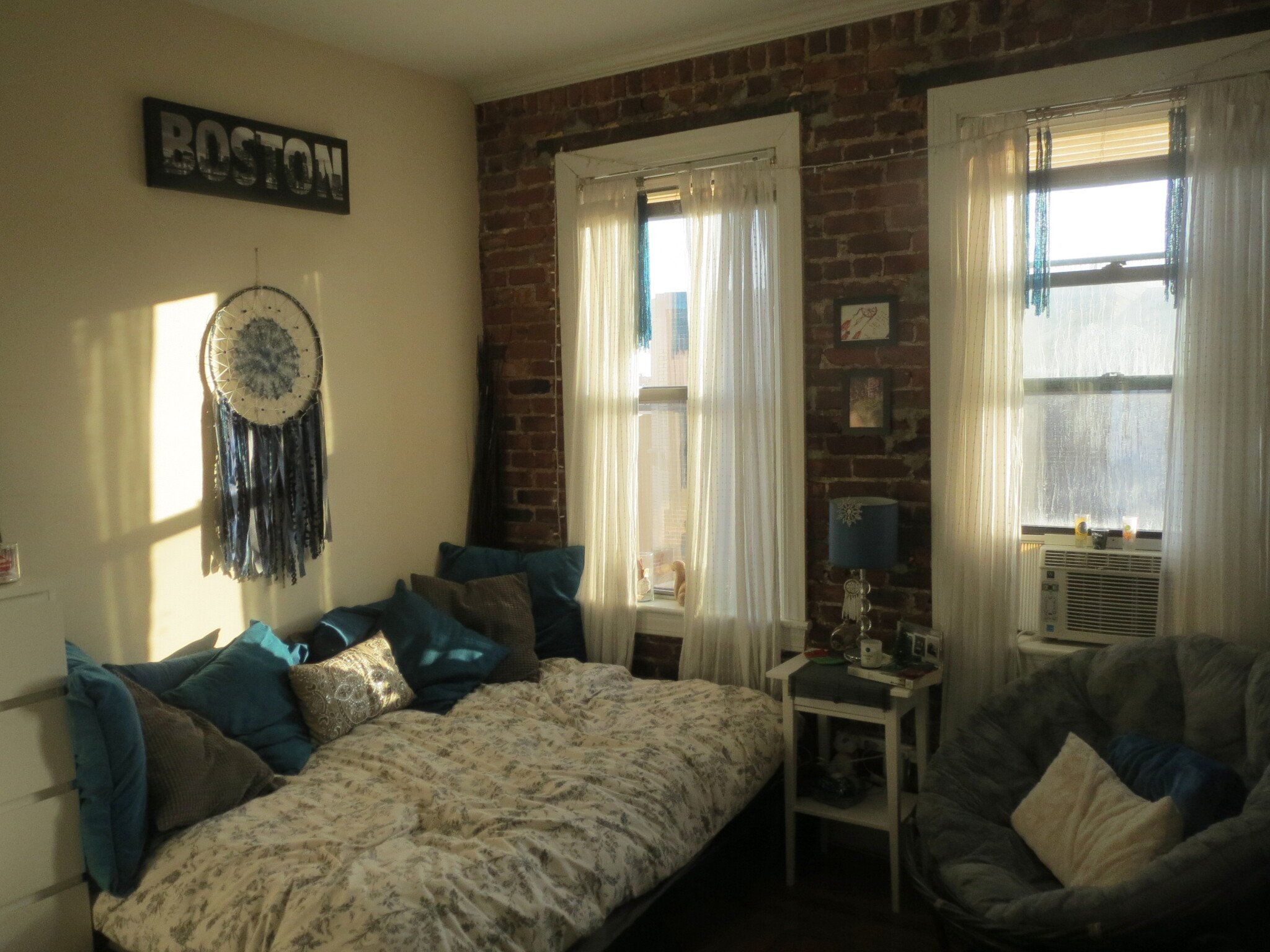 Rental image