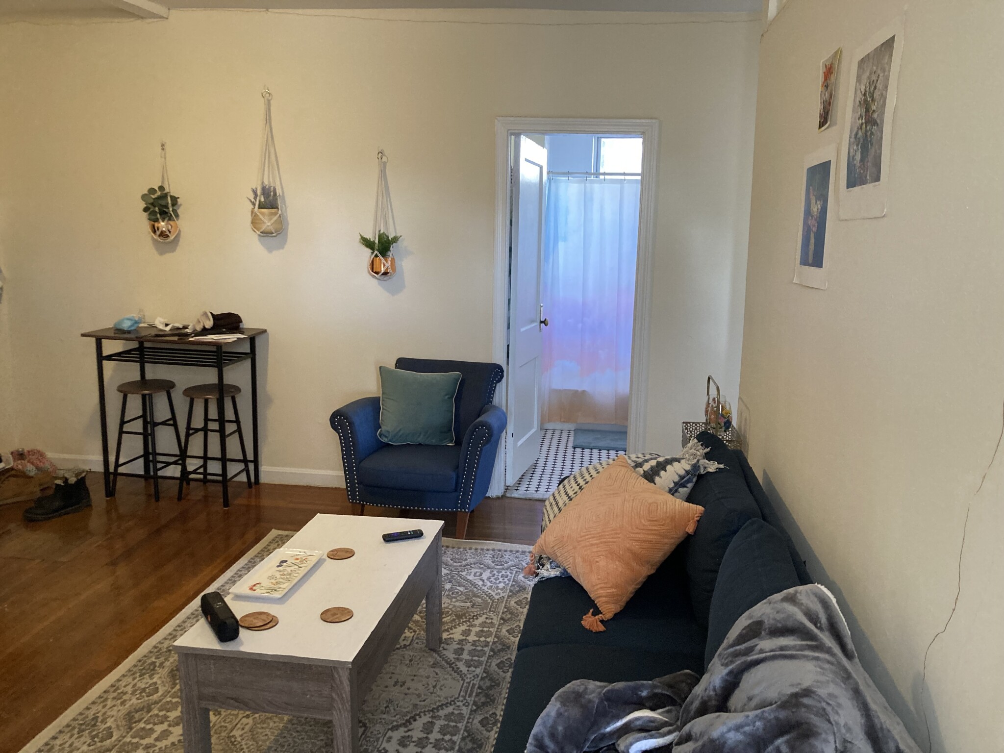 Rental image