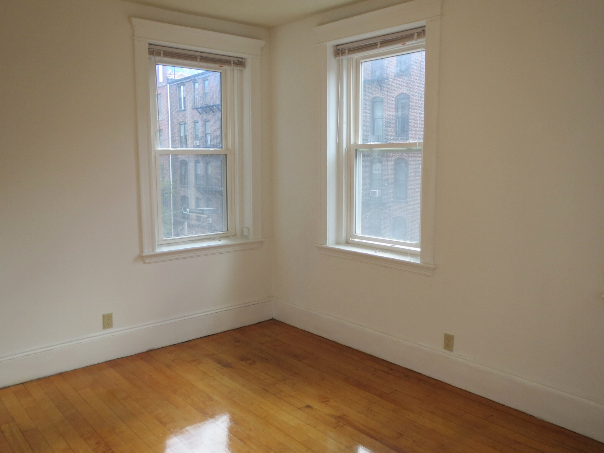 Rental image