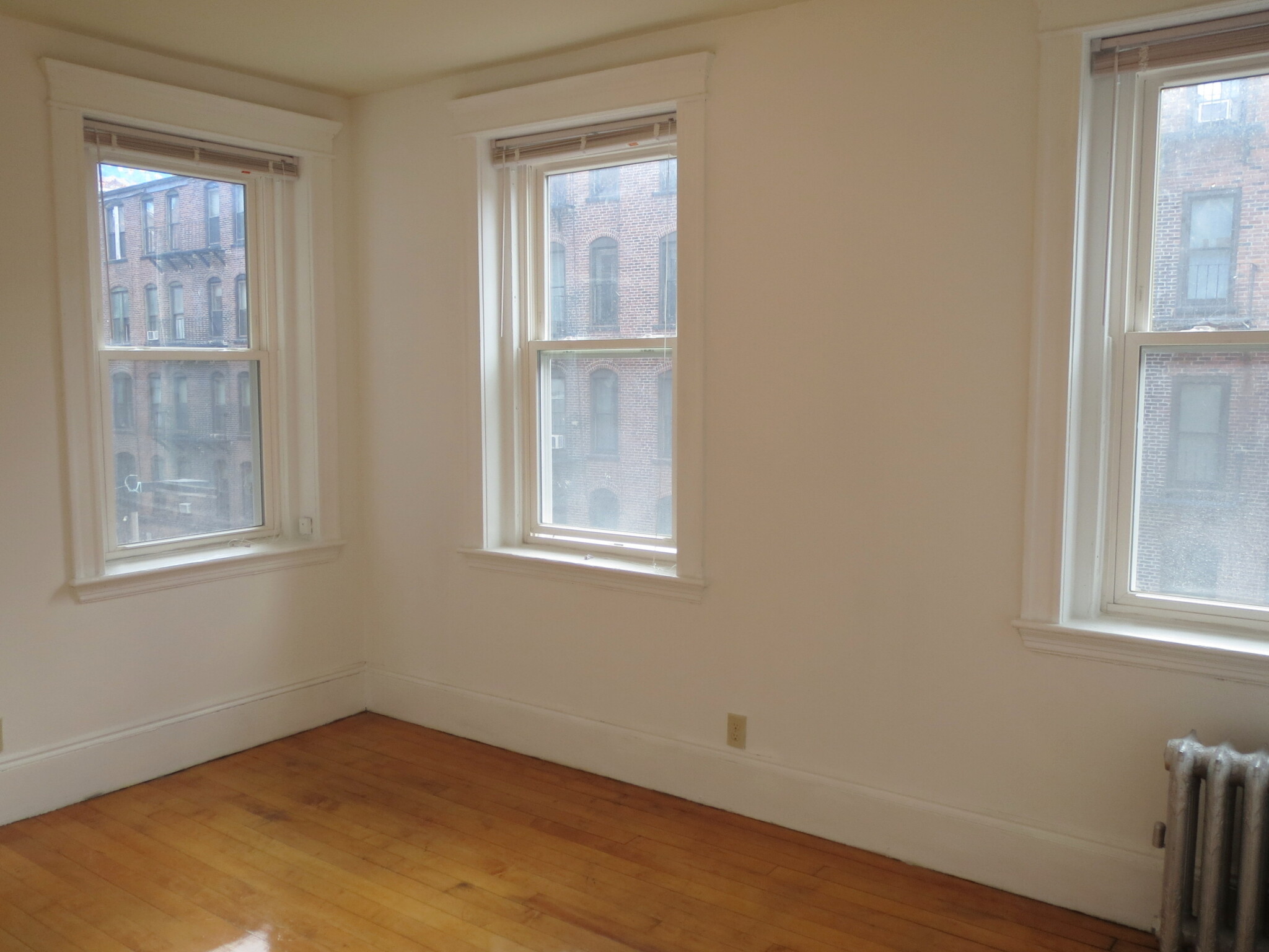 Rental image