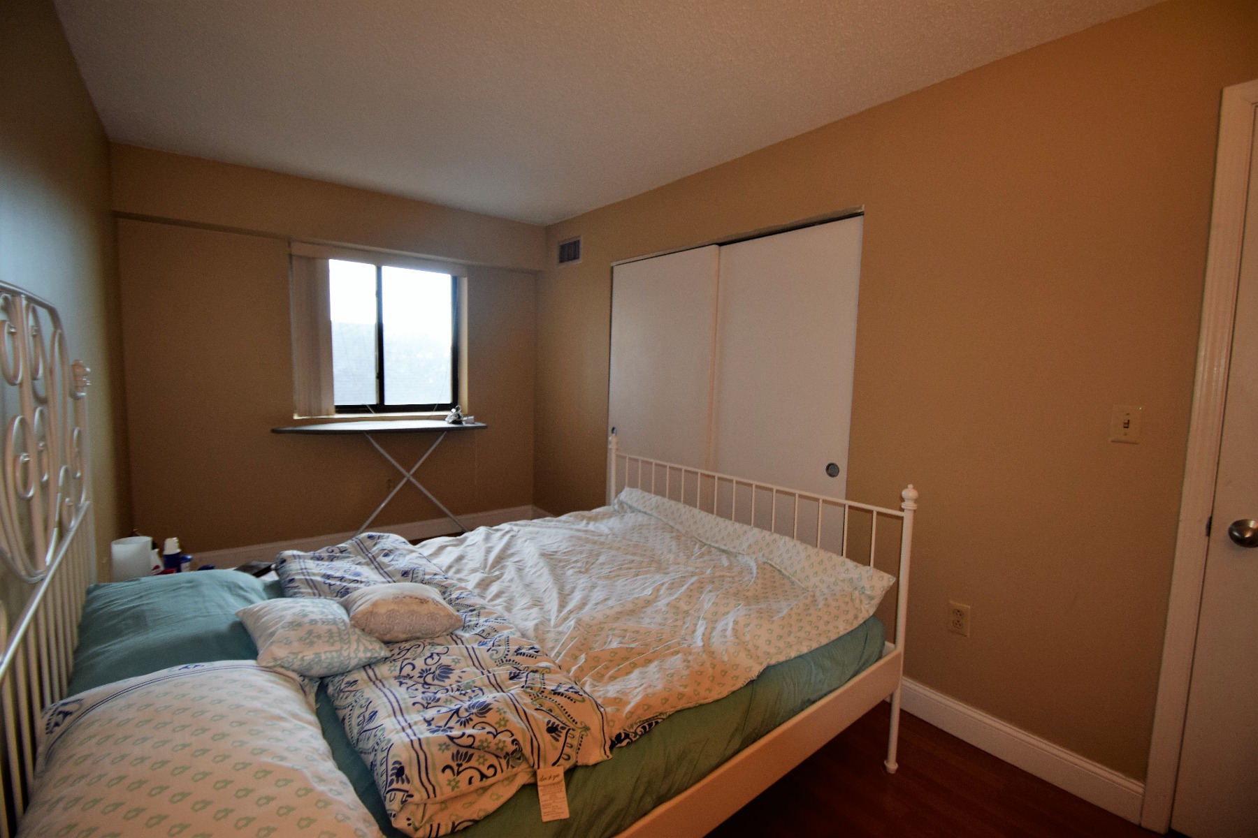 15 North Beacon St, Allston