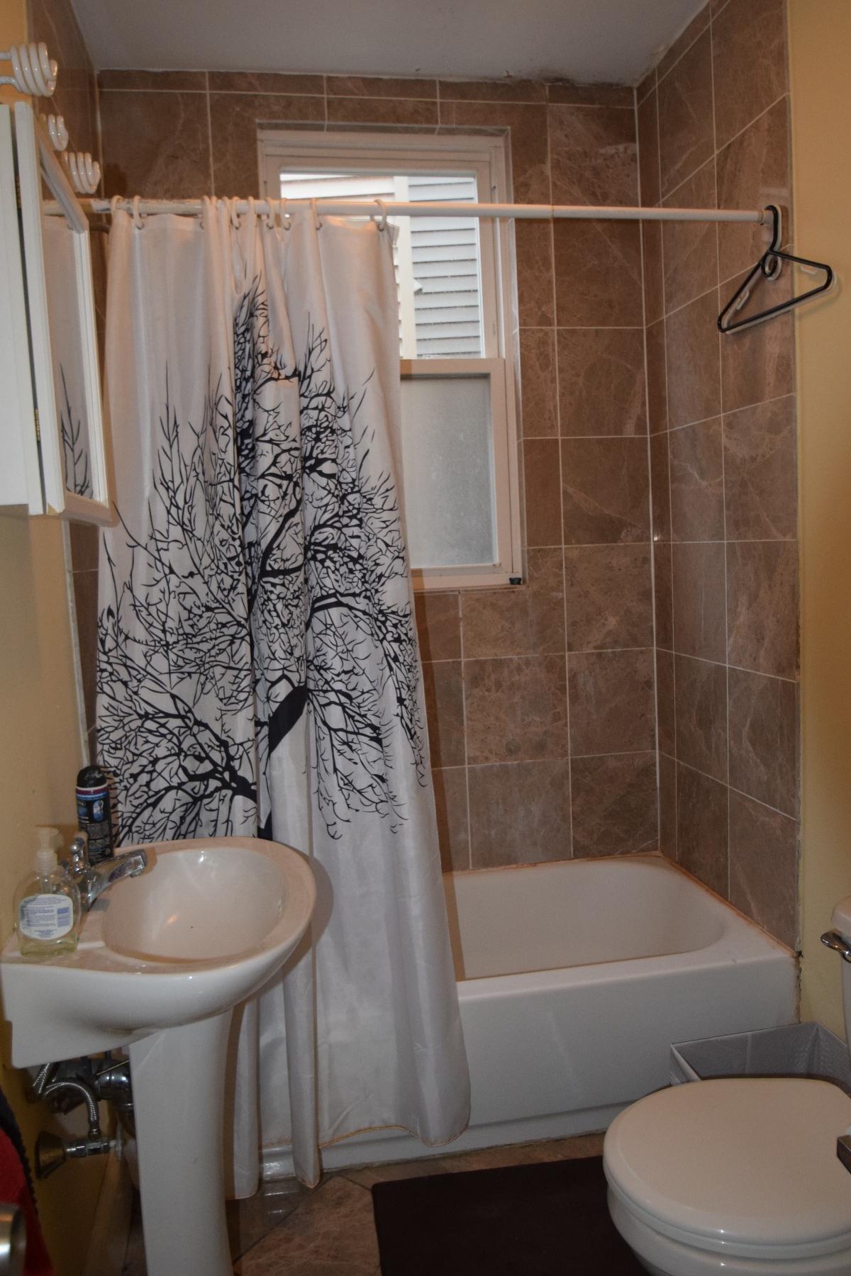 731 Parker St, Mission Hill