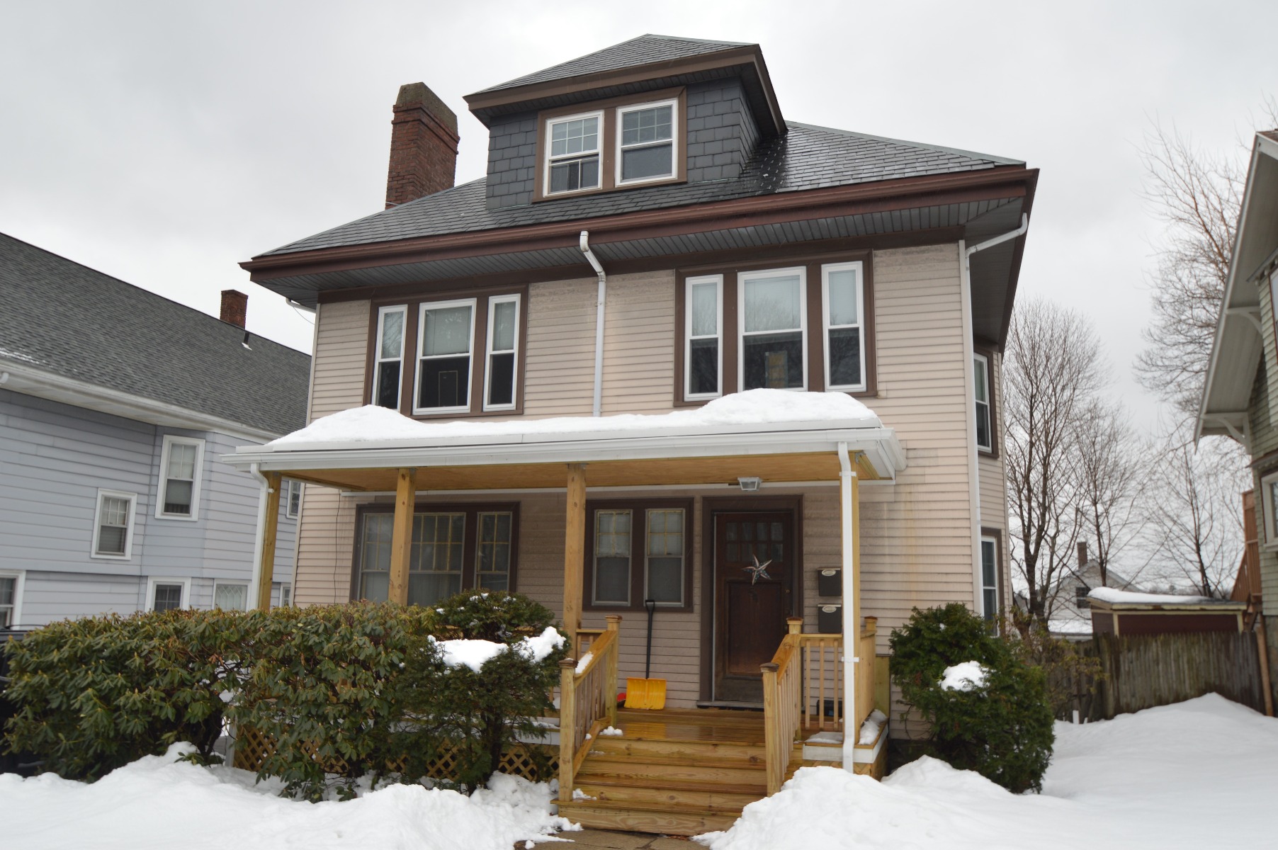 4 bed, 2 bath apartment for rent at 54 Manthorne Rd Unit 2, West Roxbury — photo 16 of 16