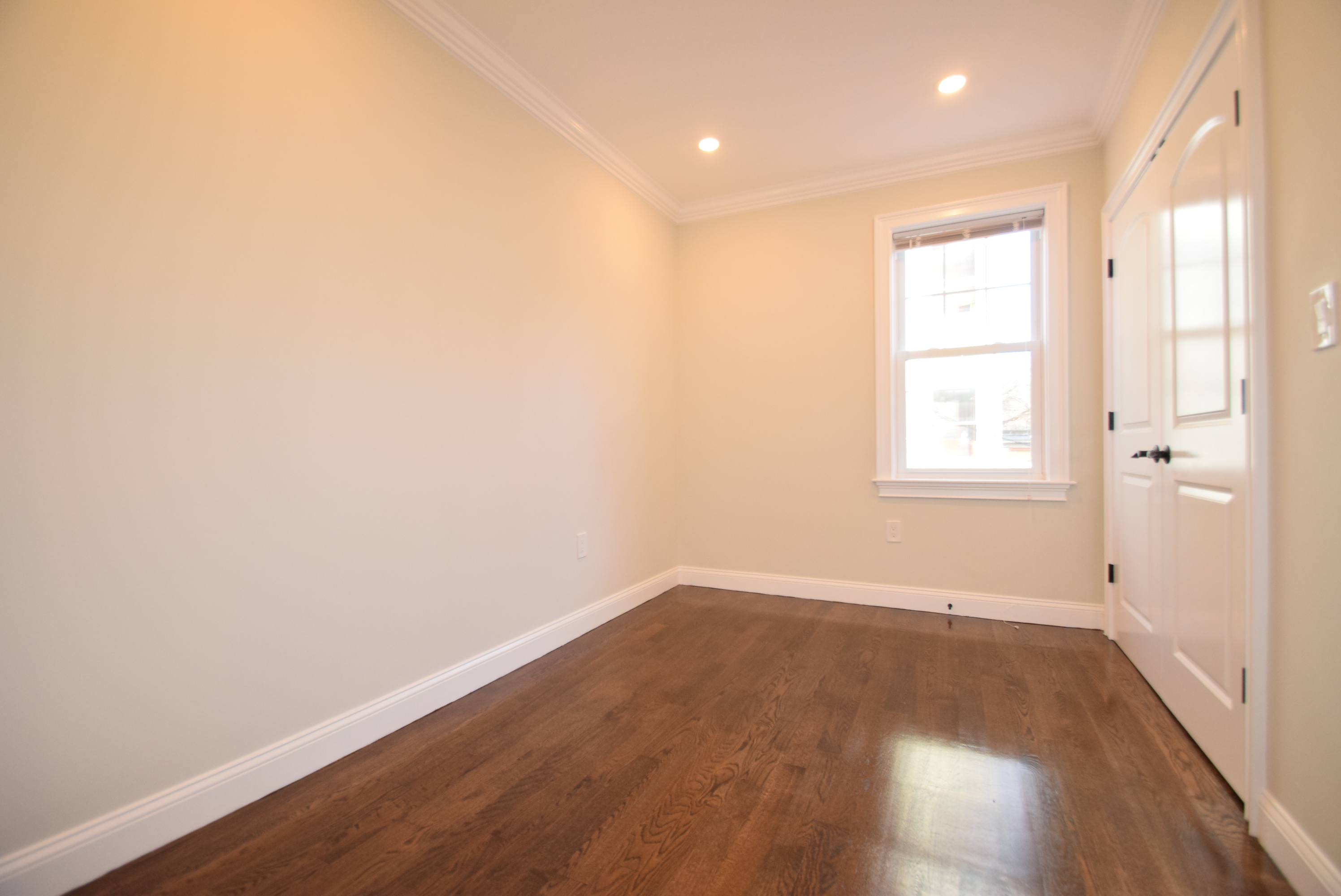 4 bed, 1.5 bath apartment for rent at 490 Washington St Unit 1, Brighton — photo 19 of 30