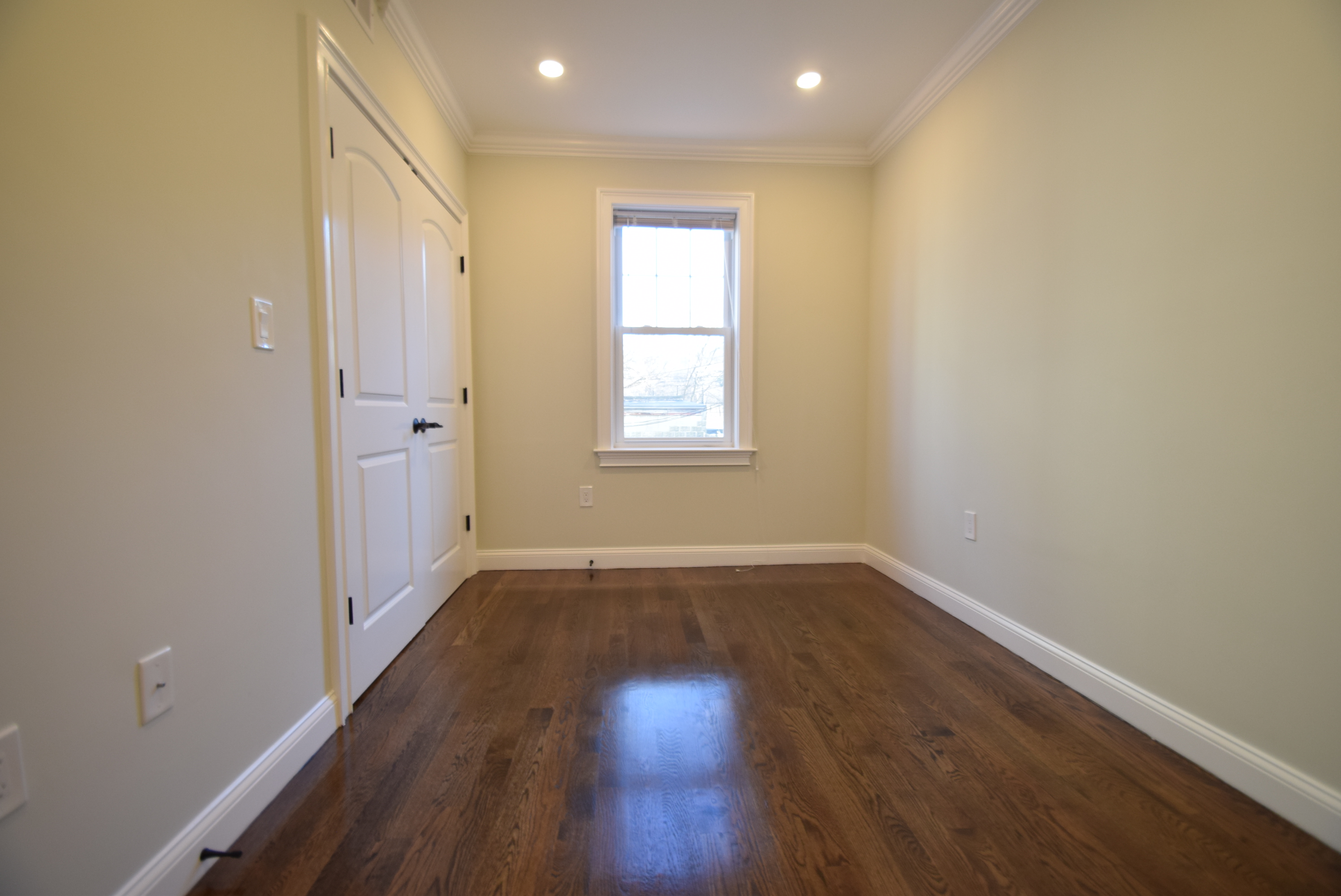 4 bed, 1.5 bath apartment for rent at 490 Washington St Unit 1, Brighton — photo 23 of 30