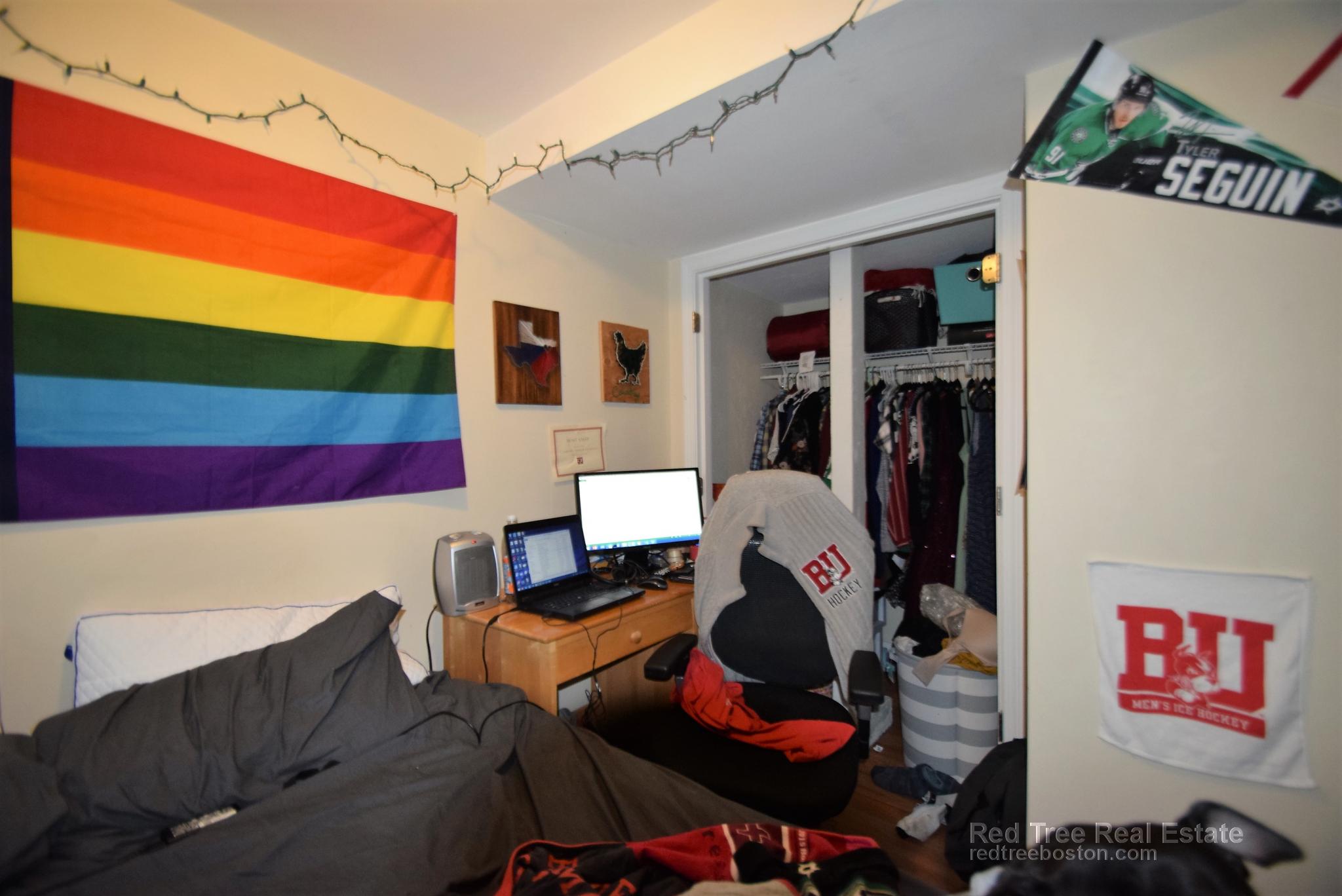 18 Cobden St, Jamaica Plain