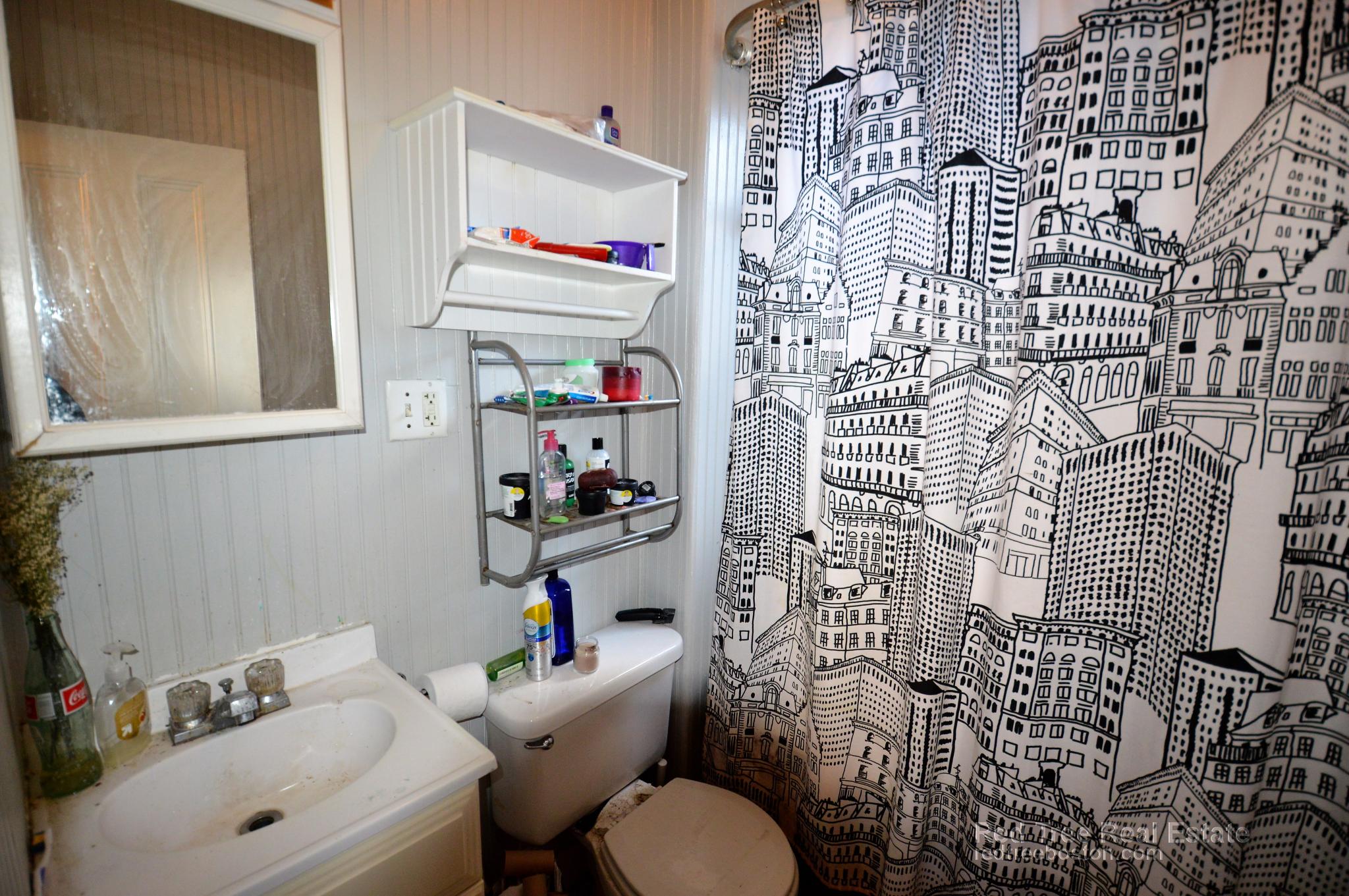 17 Eldora St, Mission Hill