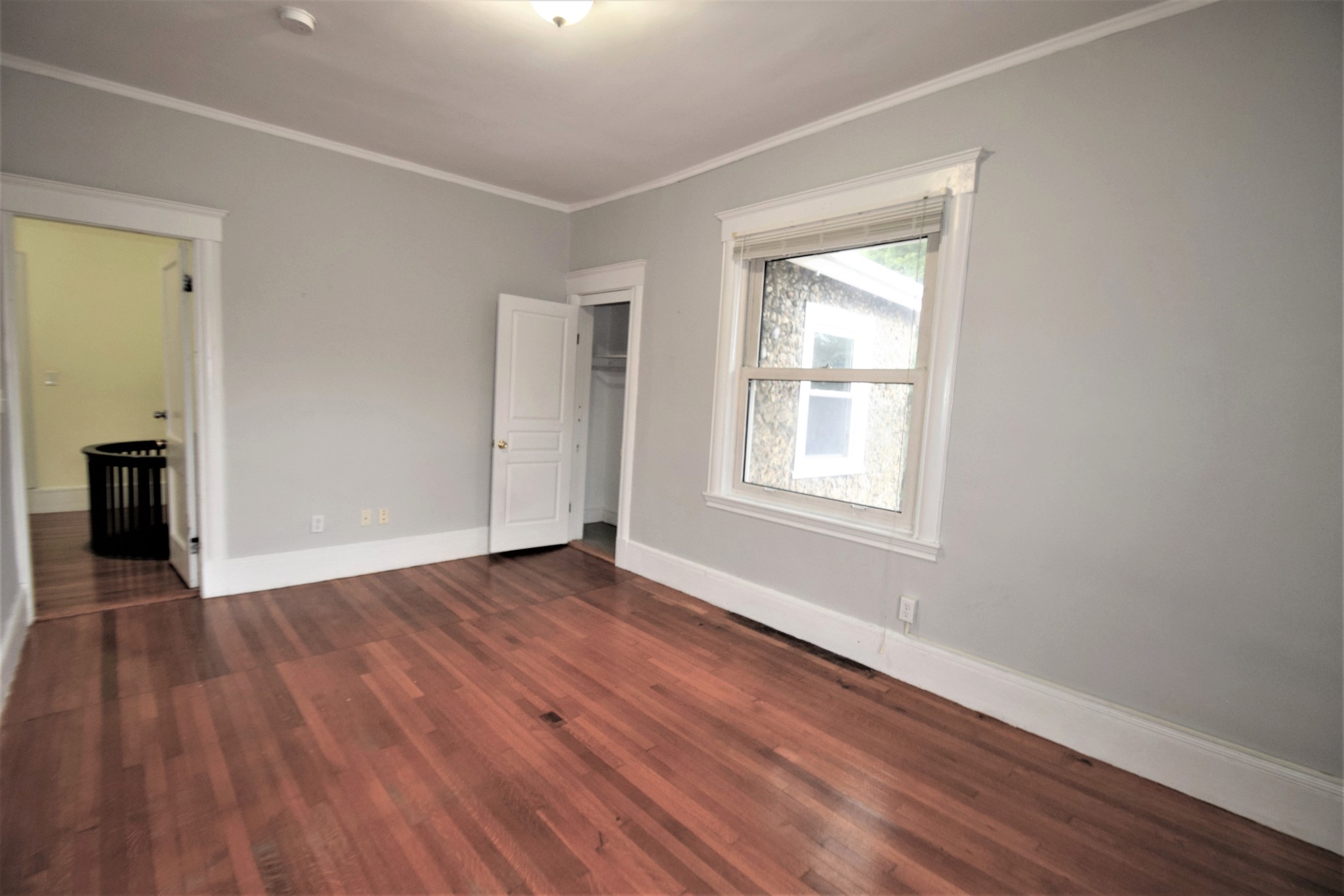 6 bed, 3 bath apartment for rent at 1863 Commonwealth Ave Unit 2, Brighton — photo 14 of 18