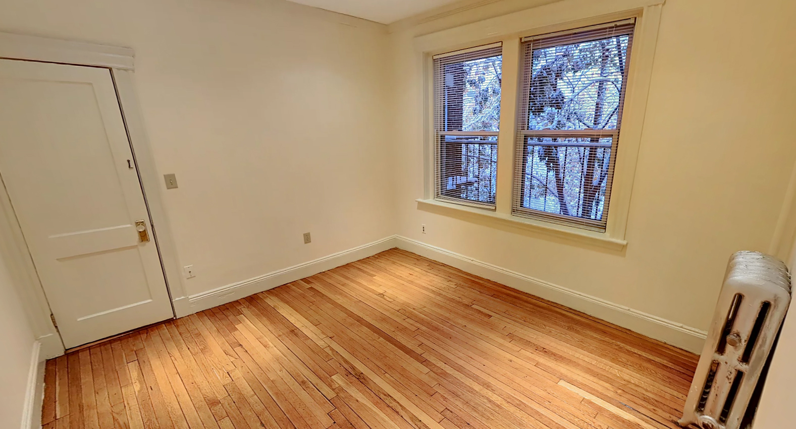 124 Peterborough St, Fenway