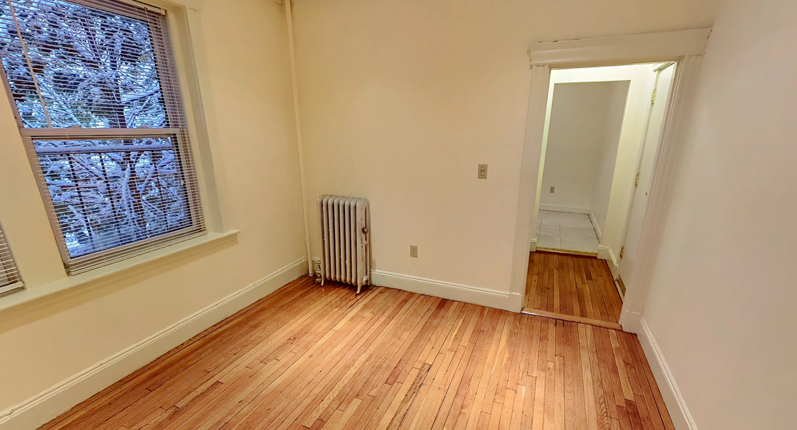 124 Peterborough St, Fenway