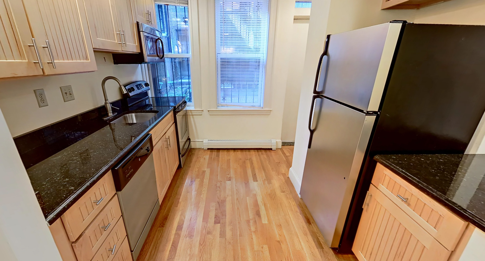 195 Commonwealth Ave, Back Bay