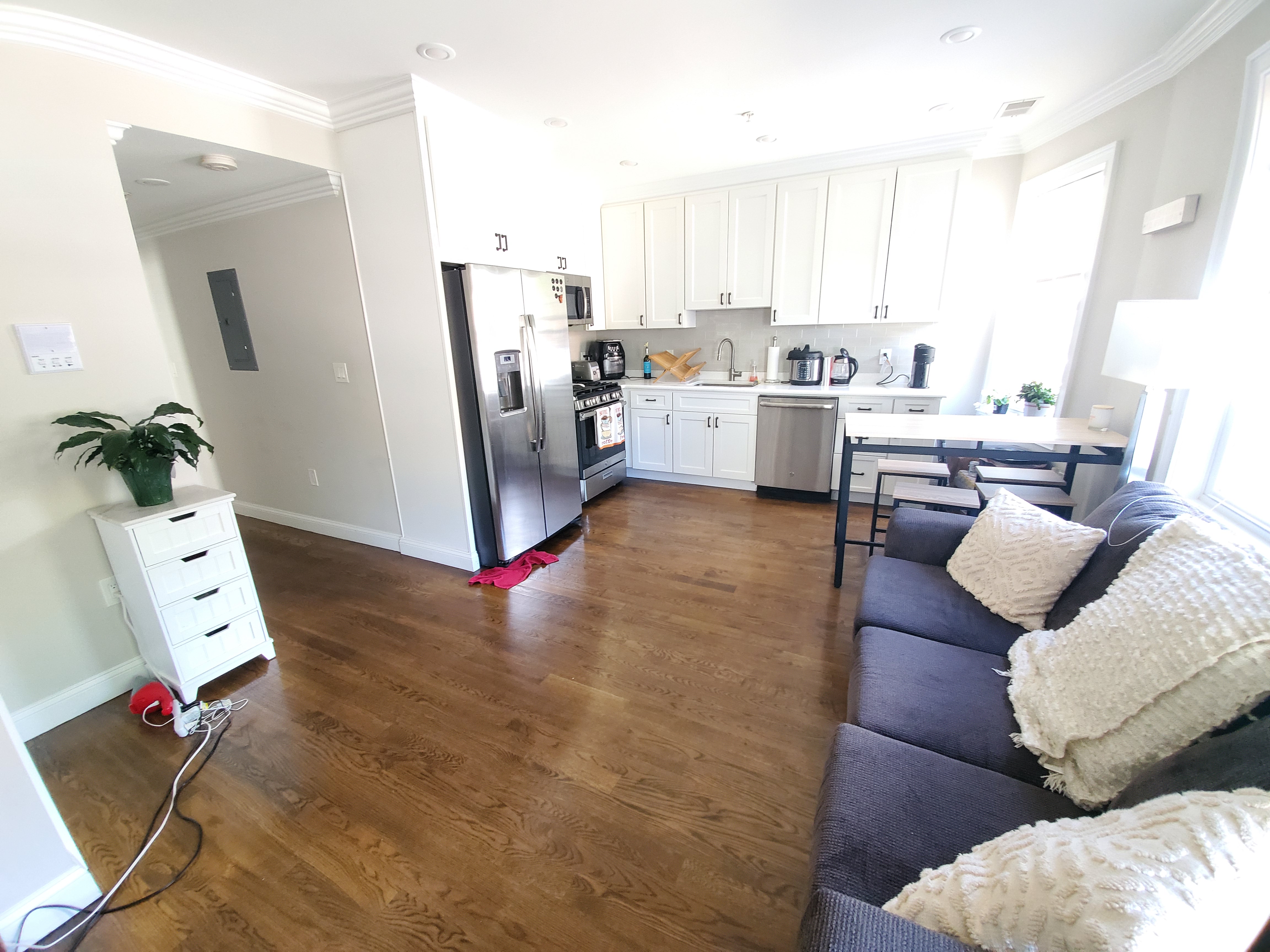 4 bed, 1.5 bath apartment for rent at 490 Washington St Unit 1, Brighton — photo 1 of 30