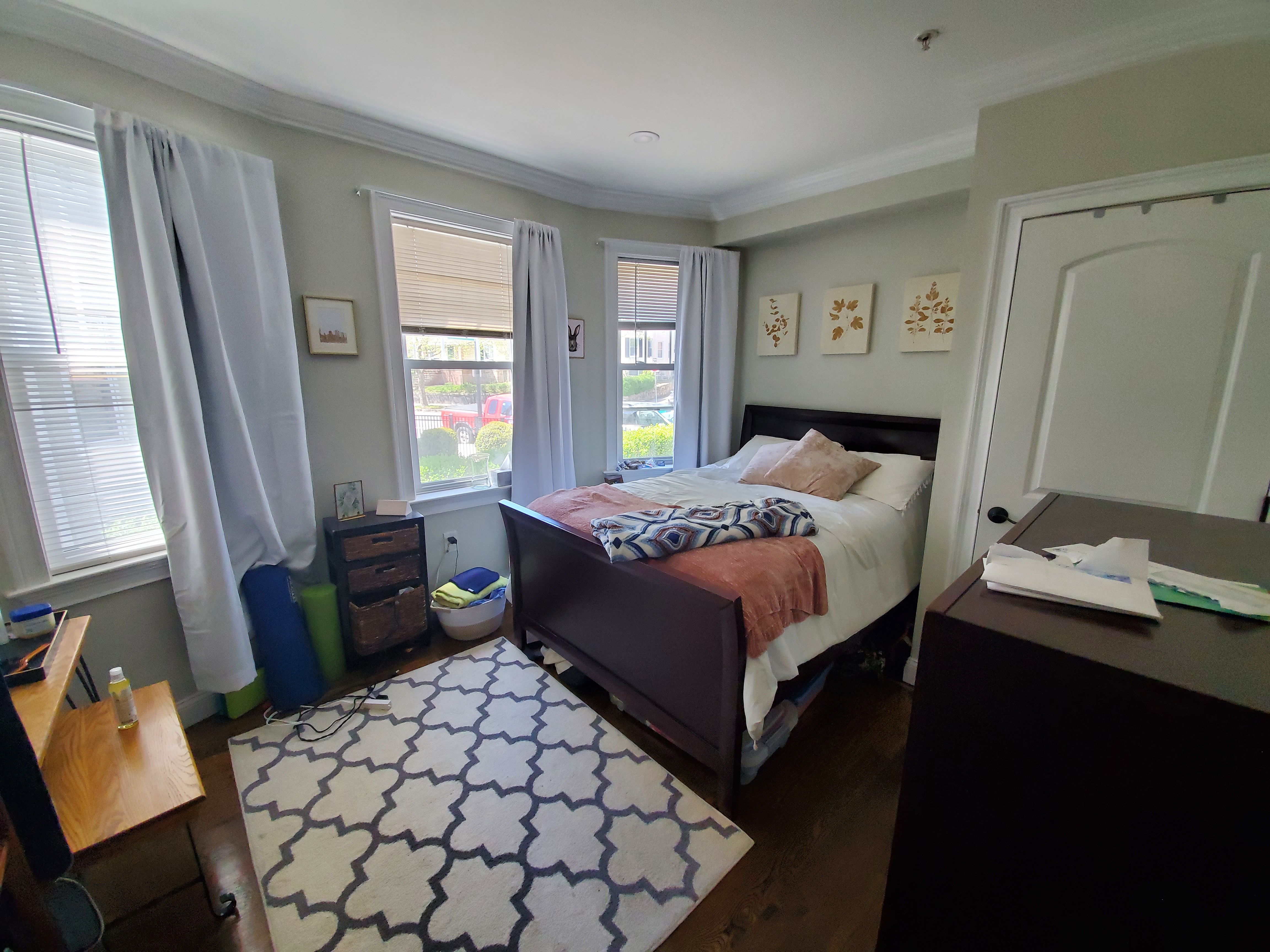 4 bed, 1.5 bath apartment for rent at 490 Washington St Unit 1, Brighton — photo 4 of 30