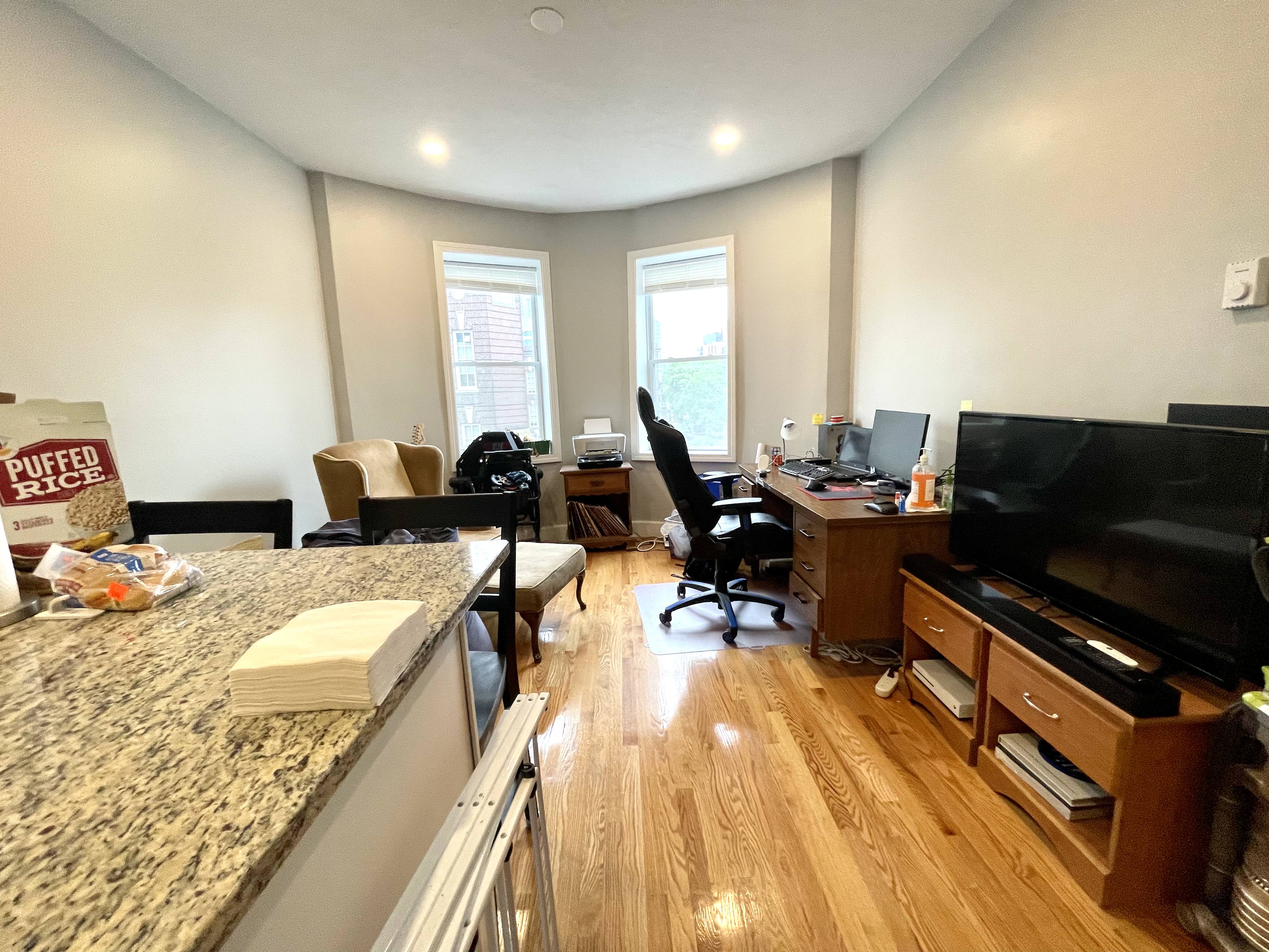 754 Huntington Ave, Mission Hill