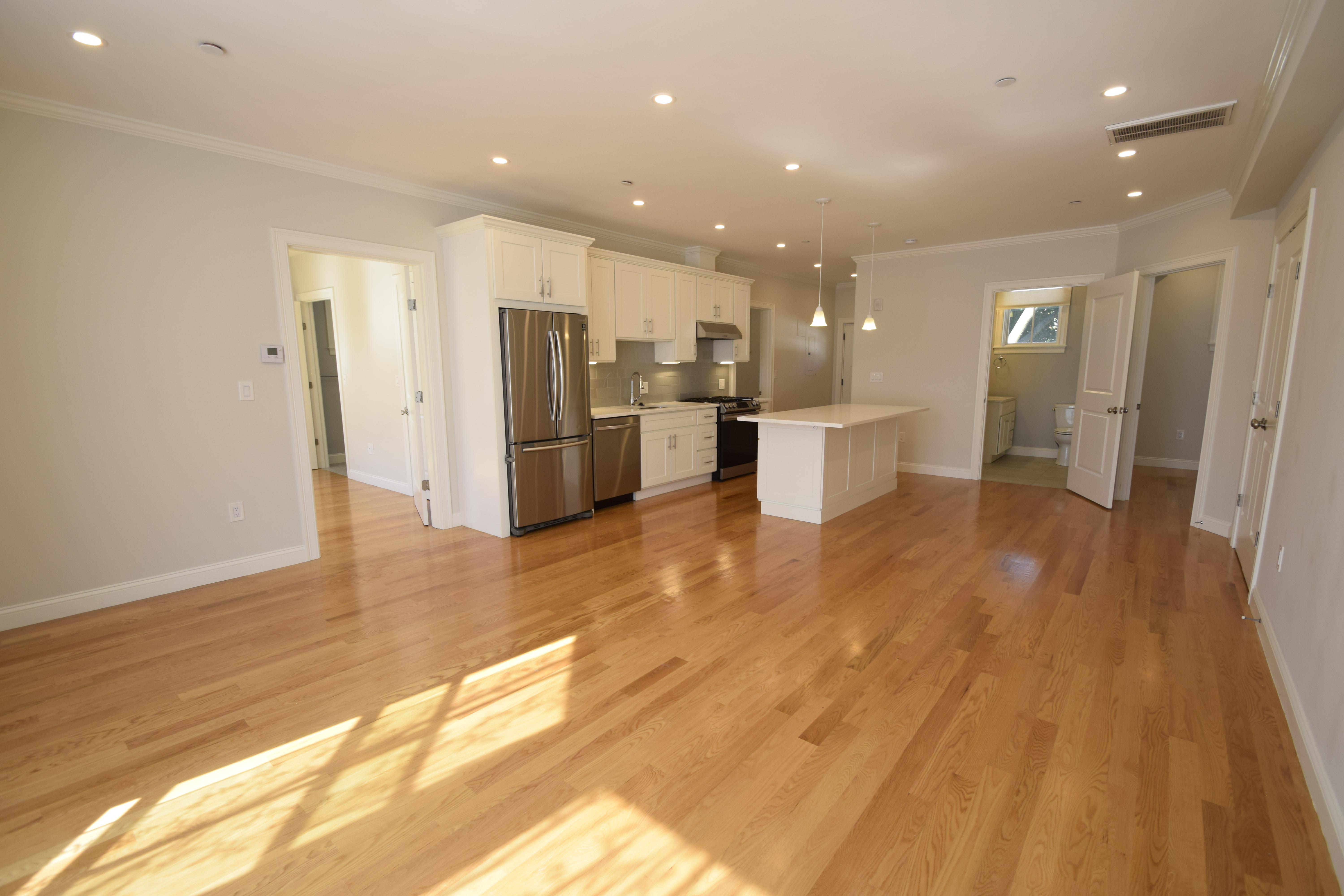 54 South Waverly St, Lower Allston