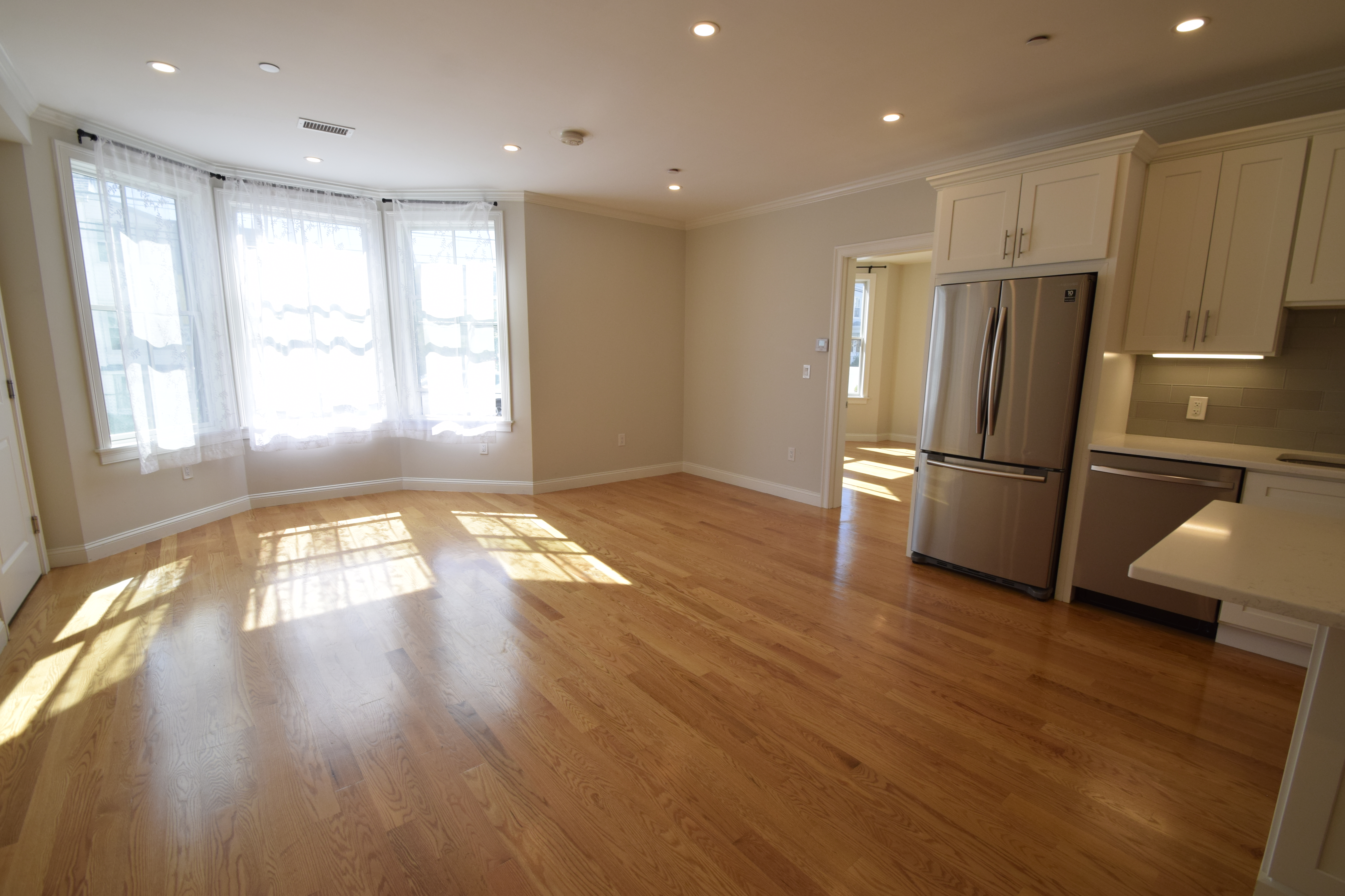 54 South Waverly St, Lower Allston