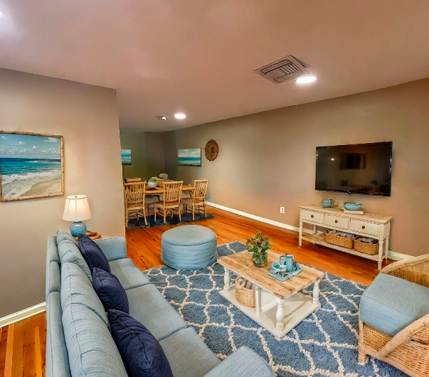 85 Brainerd Rd, Brighton