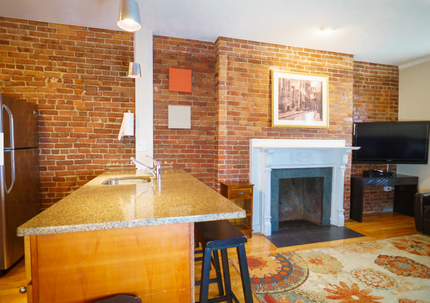 17 Garrison St, Back Bay