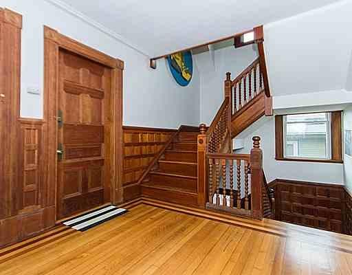 41 Elmore St, Roxbury