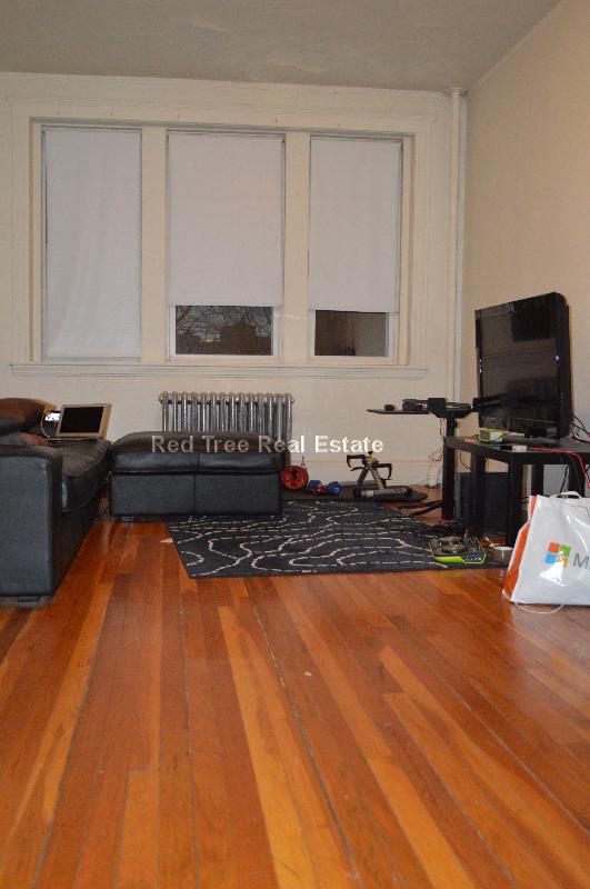 1810 Commonwealth Ave, Brighton