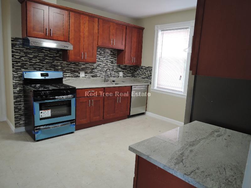 3 bed, 1 bath apartment for rent at 156 Calumet St Unit 1, Mission Hill — photo 9 of 15