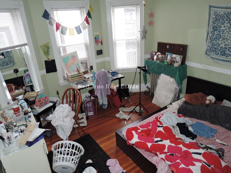 88 Fisher Ave, Mission Hill