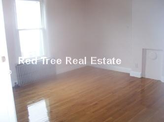 688 Parker St, Mission Hill