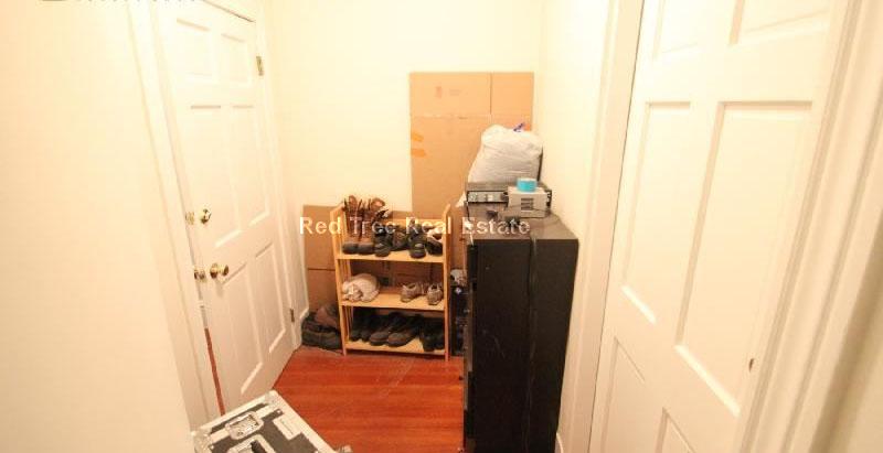 18 Greylock Rd, Brighton