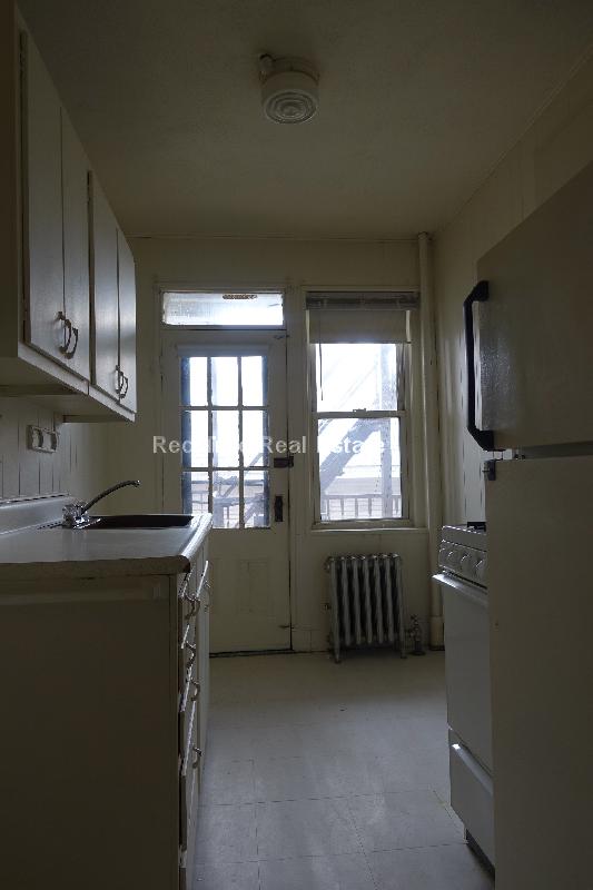 116 Washington St, Brighton