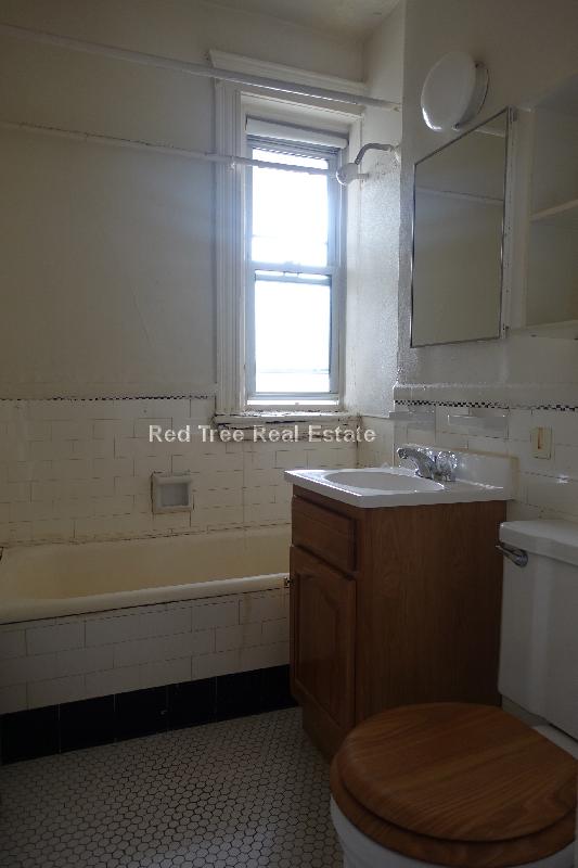 116 Washington St, Brighton