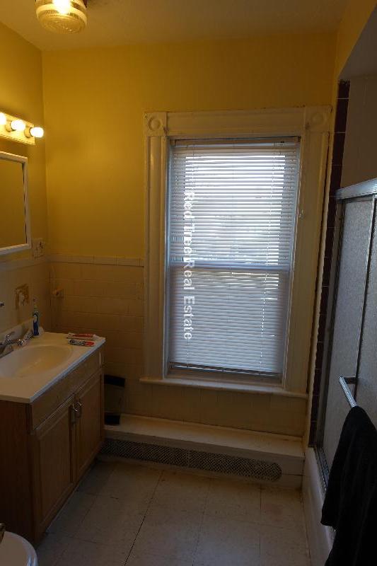 44 Ashford St, Allston