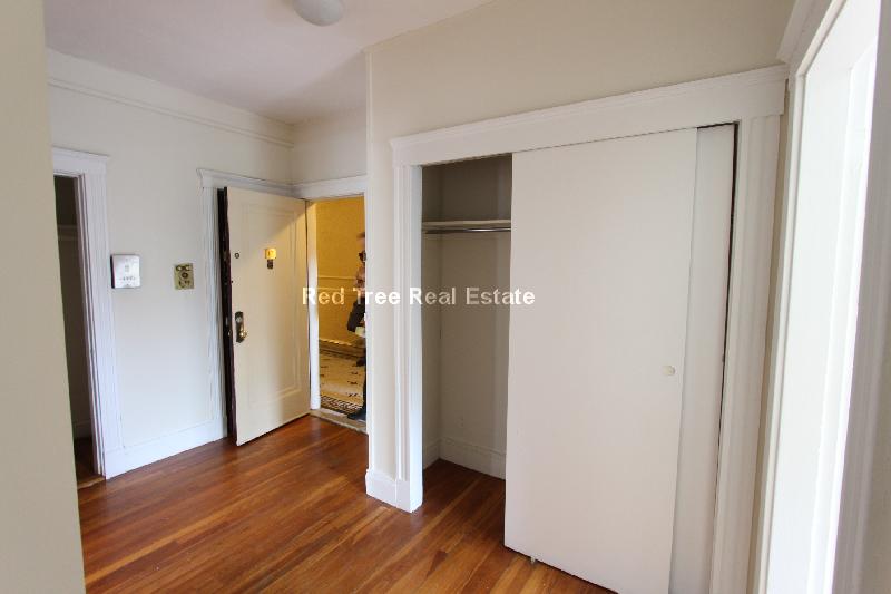 1810 Commonwealth Ave, Brighton