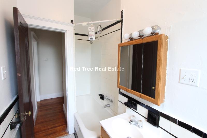 1810 Commonwealth Ave, Brighton