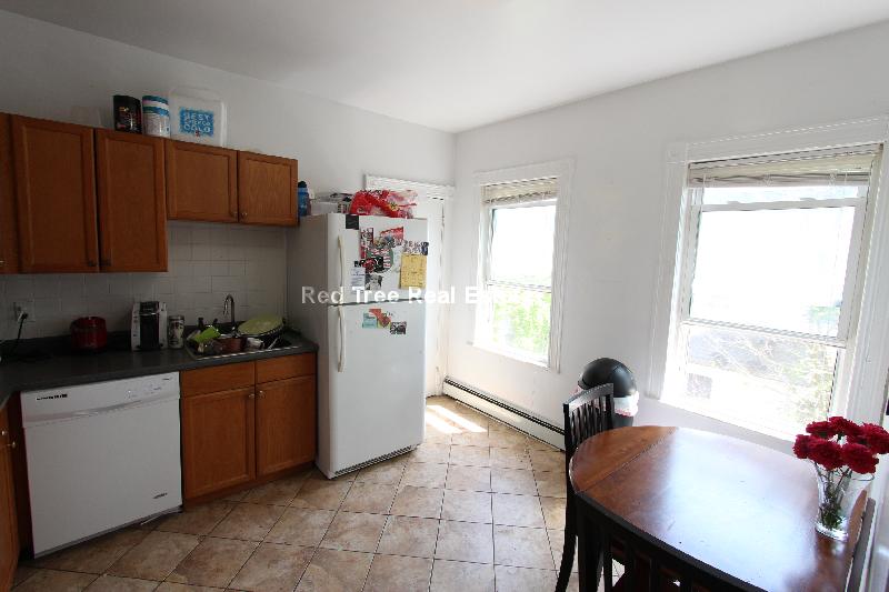 140 Brooks St, Allston