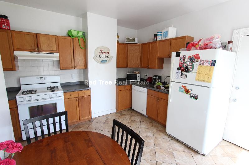 140 Brooks St, Allston